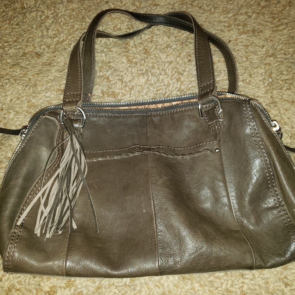 DISTRESSED SOFT BROWN HOBO SATCHEL
